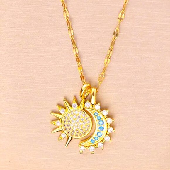 18K GOLD DIPPED SUN AND MOON 2 INTERLOCKING CHARMS CZ INLAY DAINTY NECKLACE - Picture 1 of 1